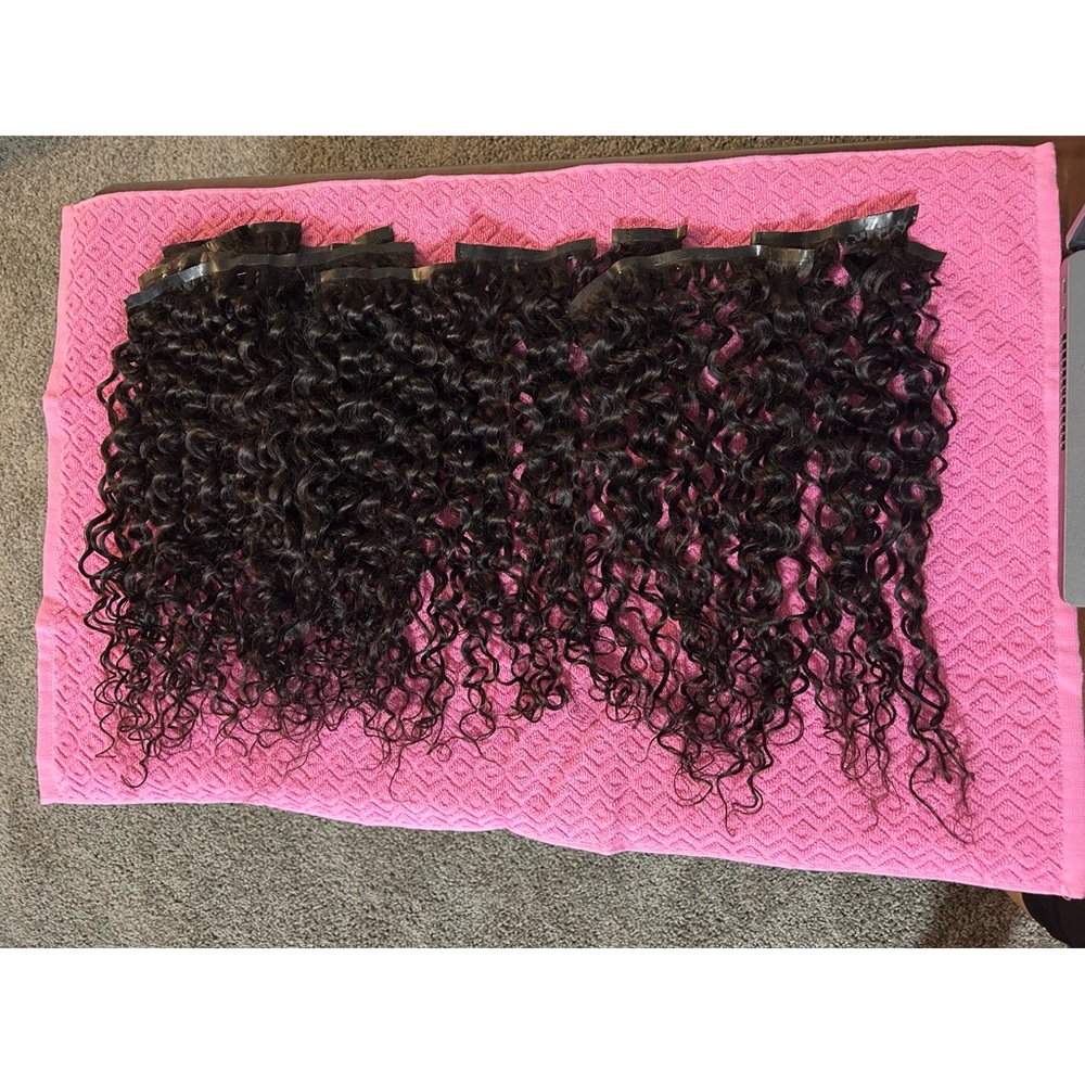 Irresistible Me 20” curly hair extensions